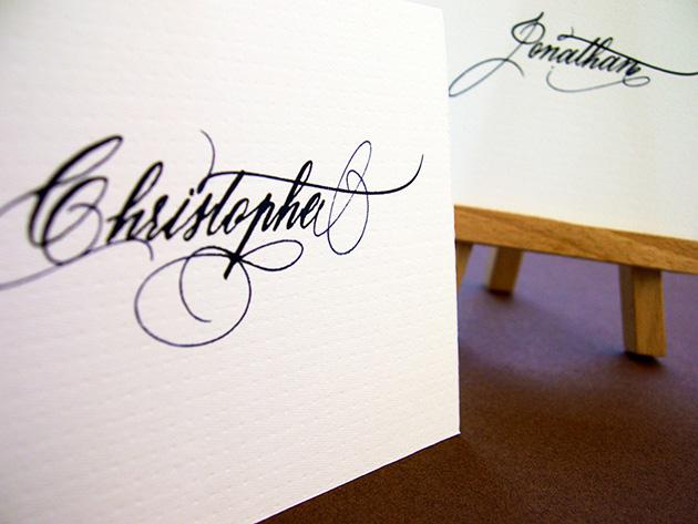 Calligraphie marque places, calligraphie cartons de table, calligraphie plan de tables, calligraphie noms de table, calligraphie mariage paris, calligraphe mariage paris, marque places calligraphie mariage