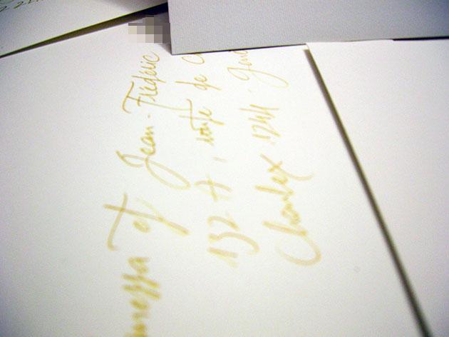 calligraphe, paris enveloppe calligraphie, mariage enveloppe calligraphie, paris calligraphe, parisien calligraphe, écriture dorée enveloppes mariage